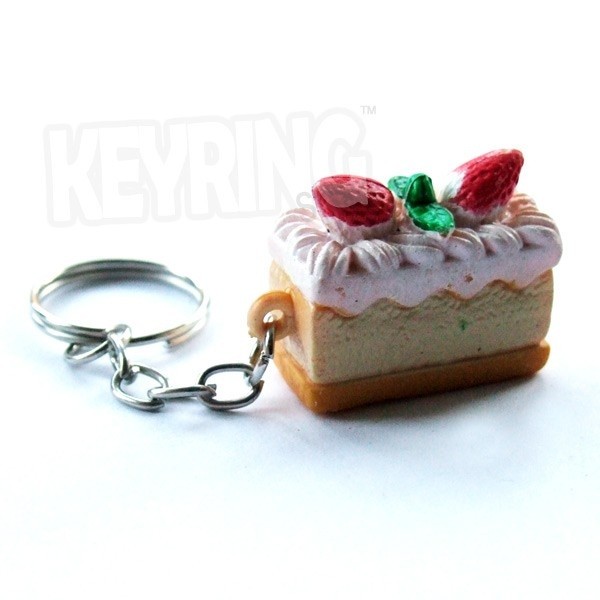 Cream Cake Keyring